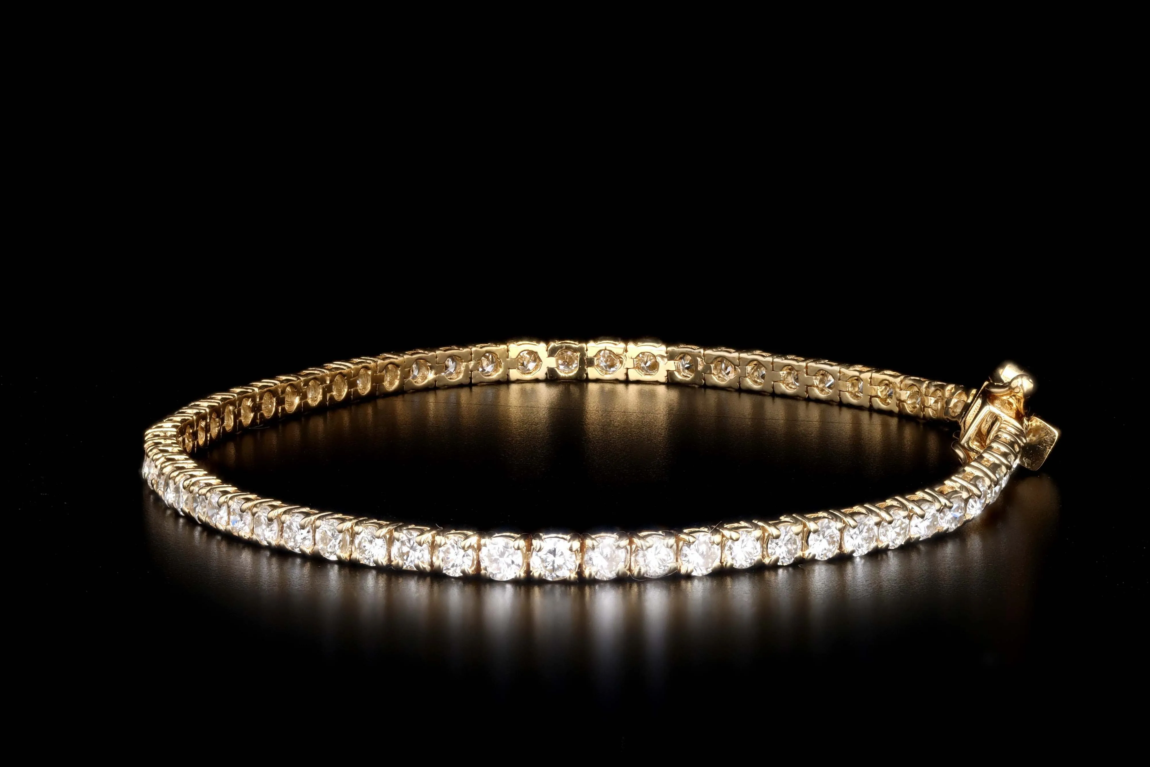 14K White or Yellow Gold 3.5 Carat Total Weight Round Diamond Tennis Bracelet