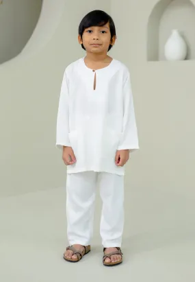 Embun Boy (White)