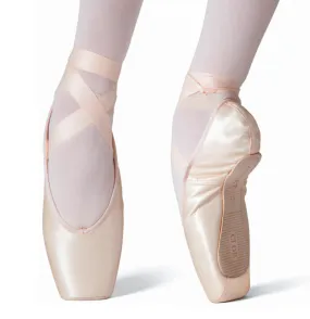 Merlet Cloe pointe shoe