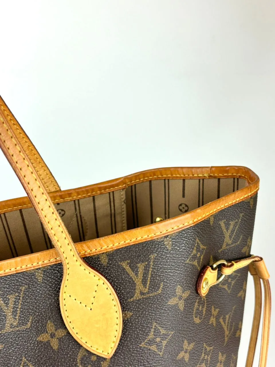 Monogram Canvas Neverfull MM